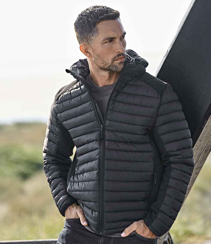 T9610 Black/Black Melange Model